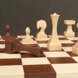 schachbrett-schachfiguren-laubsaegevorlage
