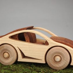 wood-racer-spielzeug-auto-rennwagen-holz-laubsaegevorlage-feinschnittkreativ